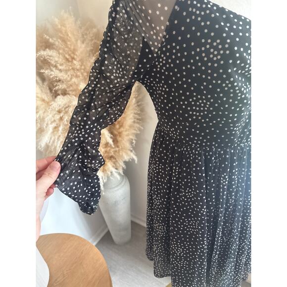 NWT Torrid Mini Mesh Long Sleeve Ruched Skater Dress Black Dot Size Medium - Picture 7 of 11